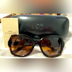 Coach H&C geometric Sunglasses
